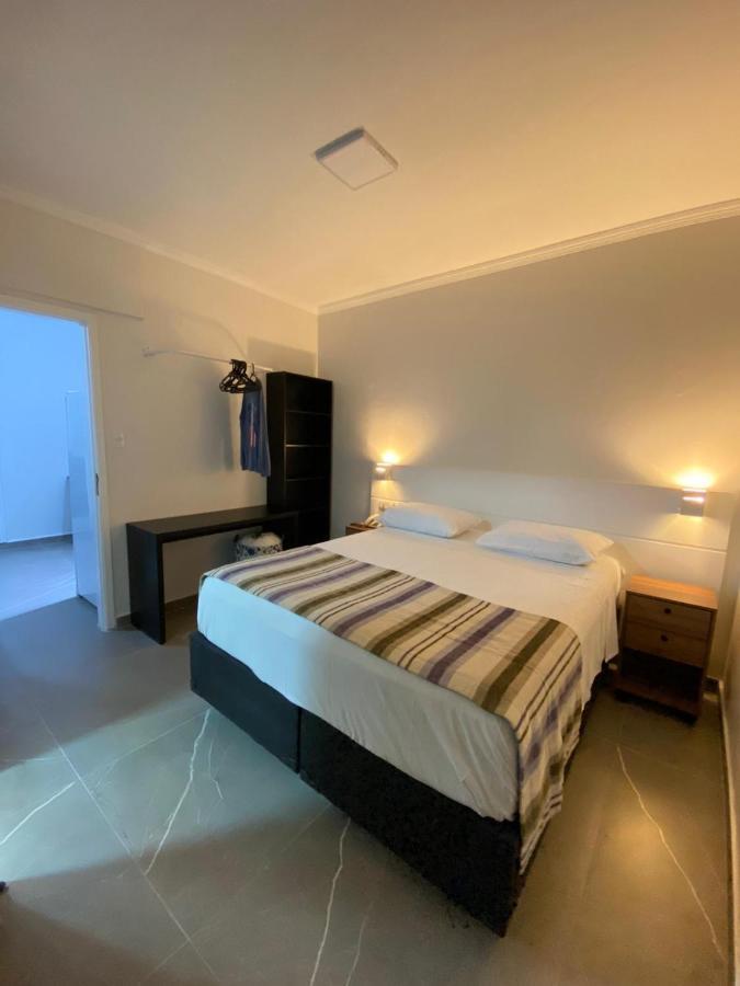 Flat - Acomoda Ate 4 Hospedes - Bairro Do Gonzaga - Santos Sp Ngoại thất bức ảnh