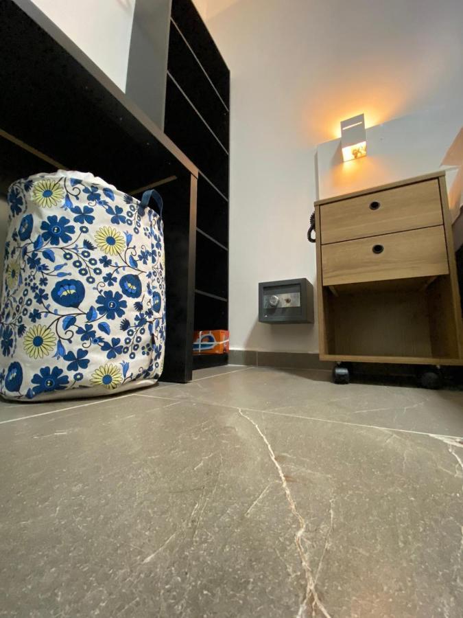 Flat - Acomoda Ate 4 Hospedes - Bairro Do Gonzaga - Santos Sp Ngoại thất bức ảnh