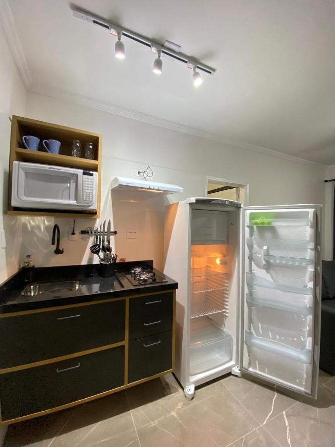 Flat - Acomoda Ate 4 Hospedes - Bairro Do Gonzaga - Santos Sp Ngoại thất bức ảnh